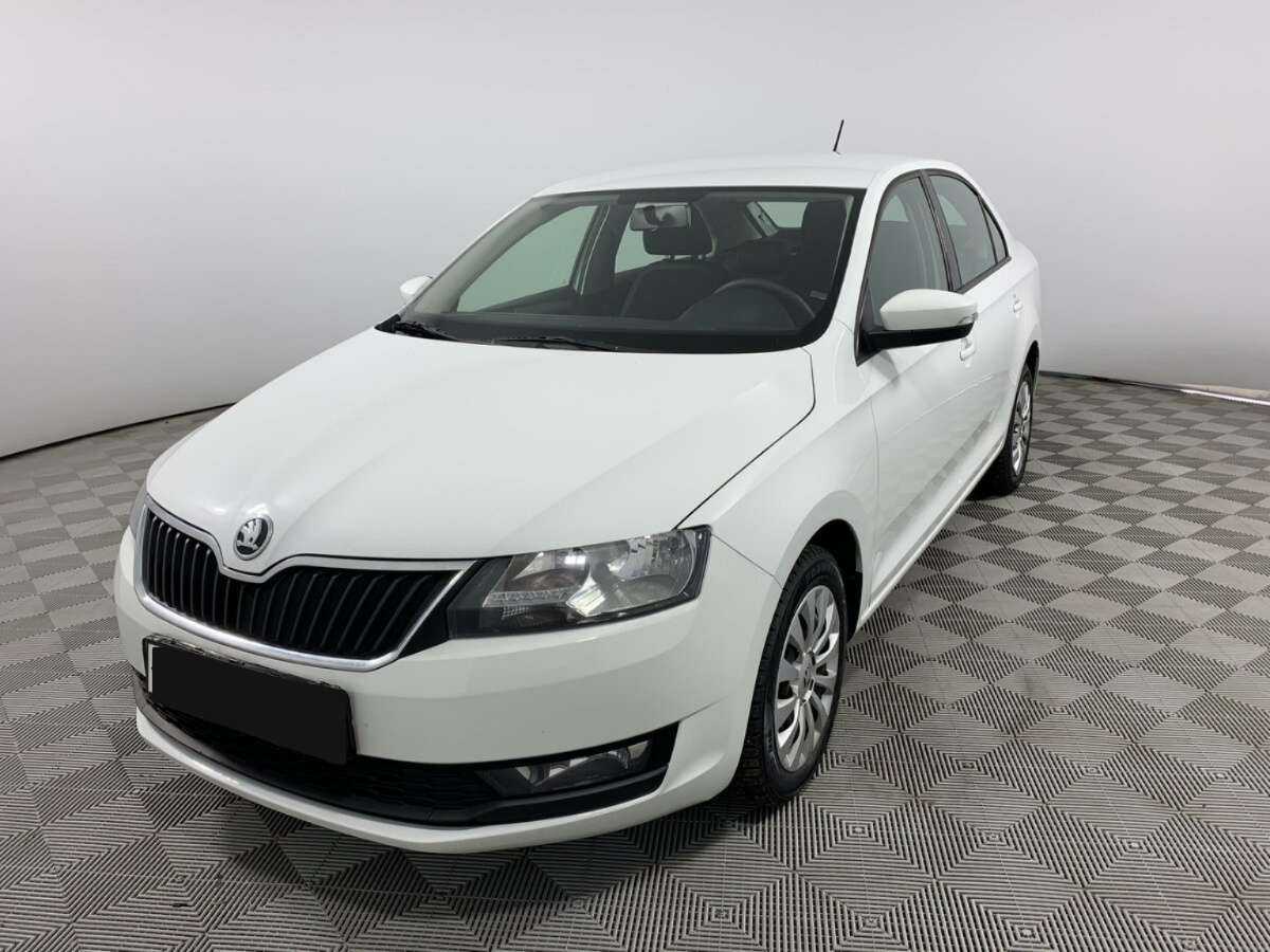 Купить Skoda Rapid с пробегом. Посмотреть фото