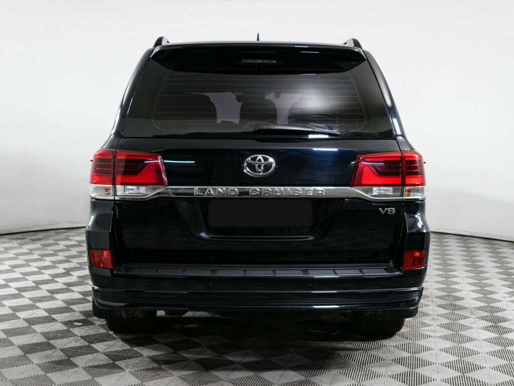Купить Toyota Land Cruiser с пробегом. Фото: #2
