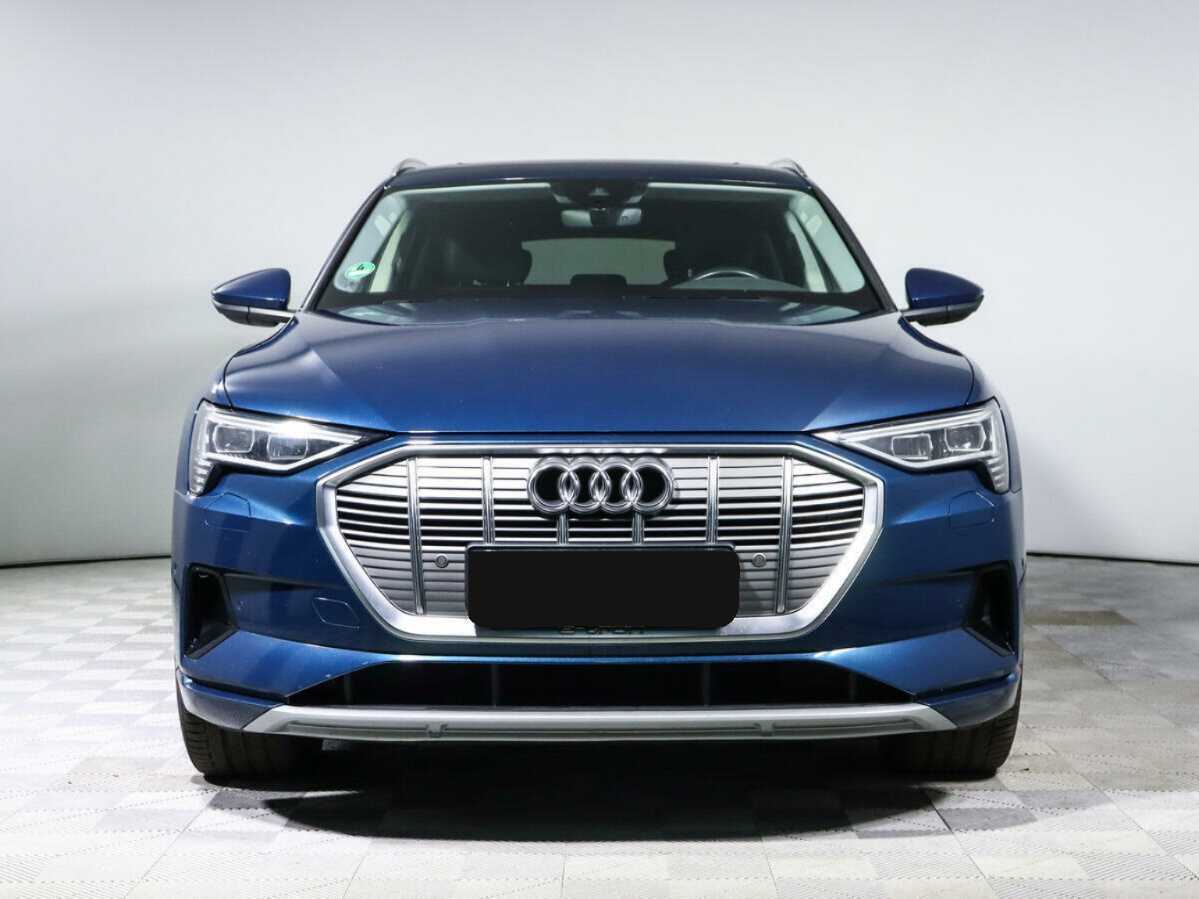 Купить Audi e-tron с пробегом. Фото: #1