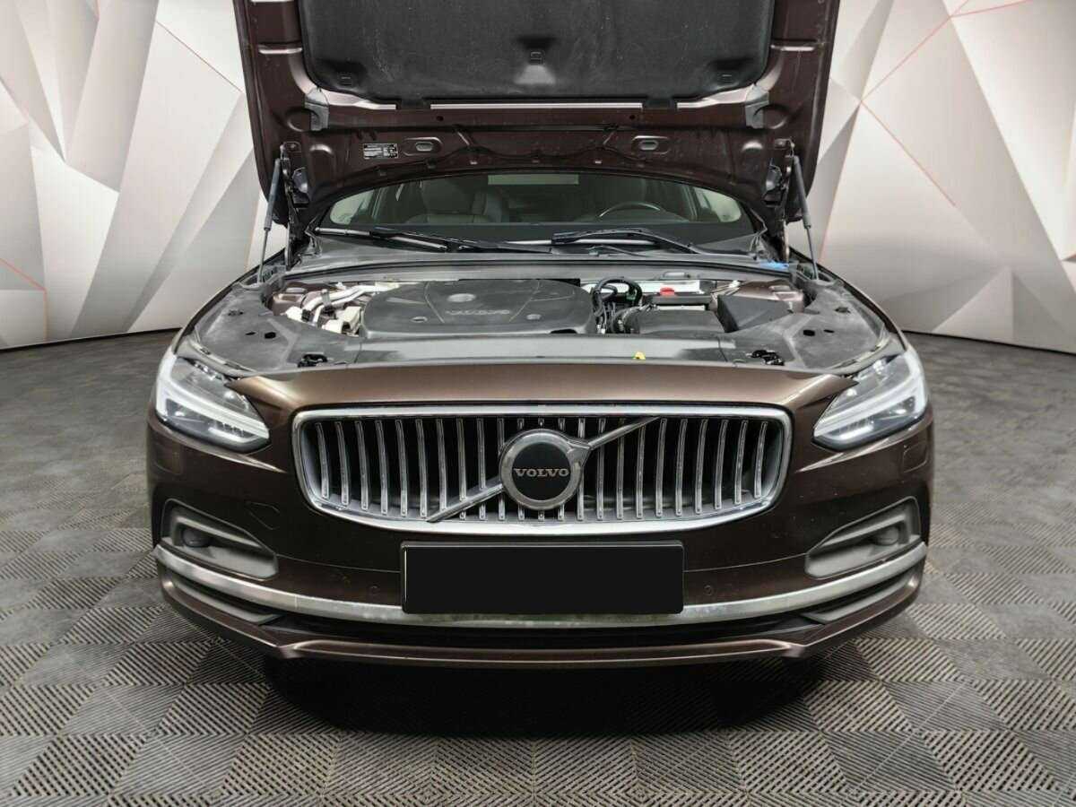 Купить Volvo S90 с пробегом. Фото: #13