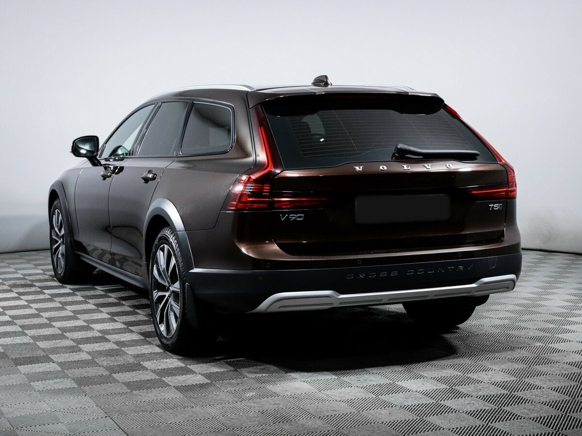Купить Volvo V90 Cross Country с пробегом. Фото: #6