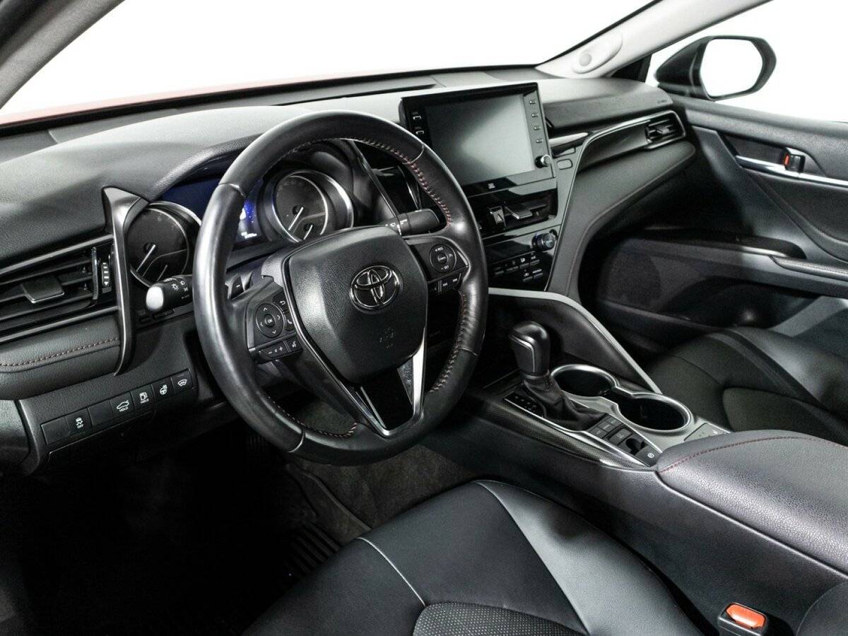 Купить Toyota Camry с пробегом. Фото: #10