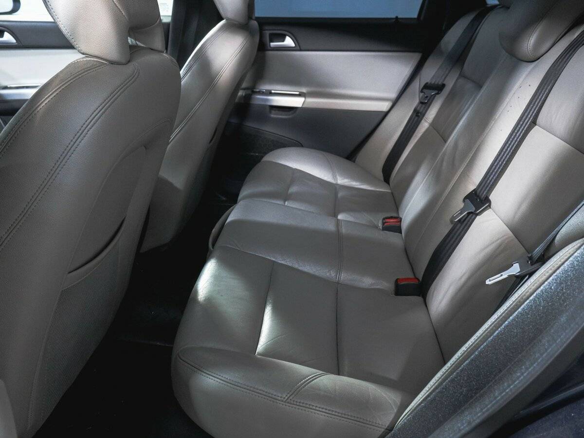 Купить Volvo S40 с пробегом. Фото: #9