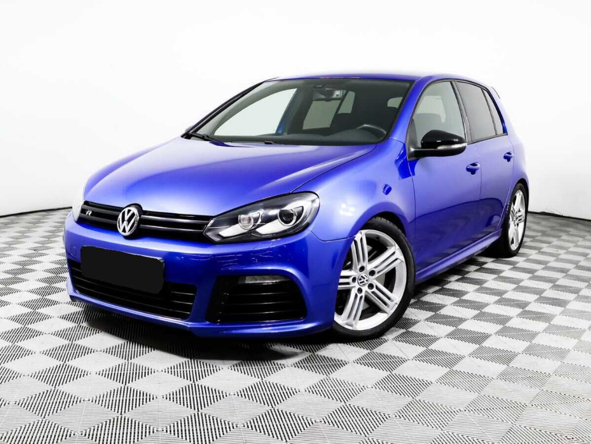 Купить Volkswagen Golf R с пробегом. Посмотреть фото