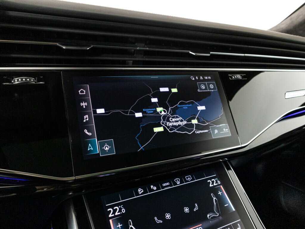 Купить Audi Q8 с пробегом. Фото: #16