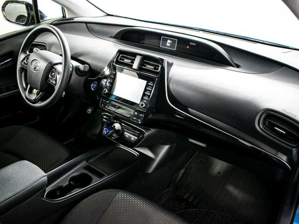 Купить Toyota Prius с пробегом. Фото: #6