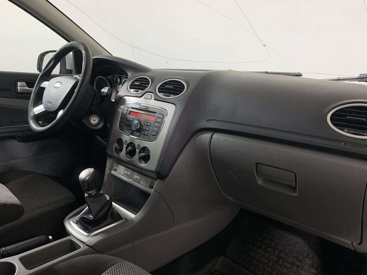 Купить Ford Focus с пробегом. Фото: #10