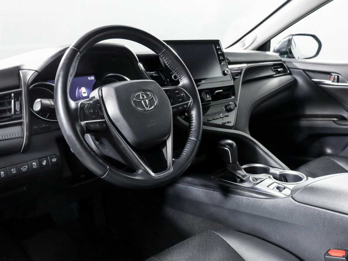 Купить Toyota Camry с пробегом. Фото: #10