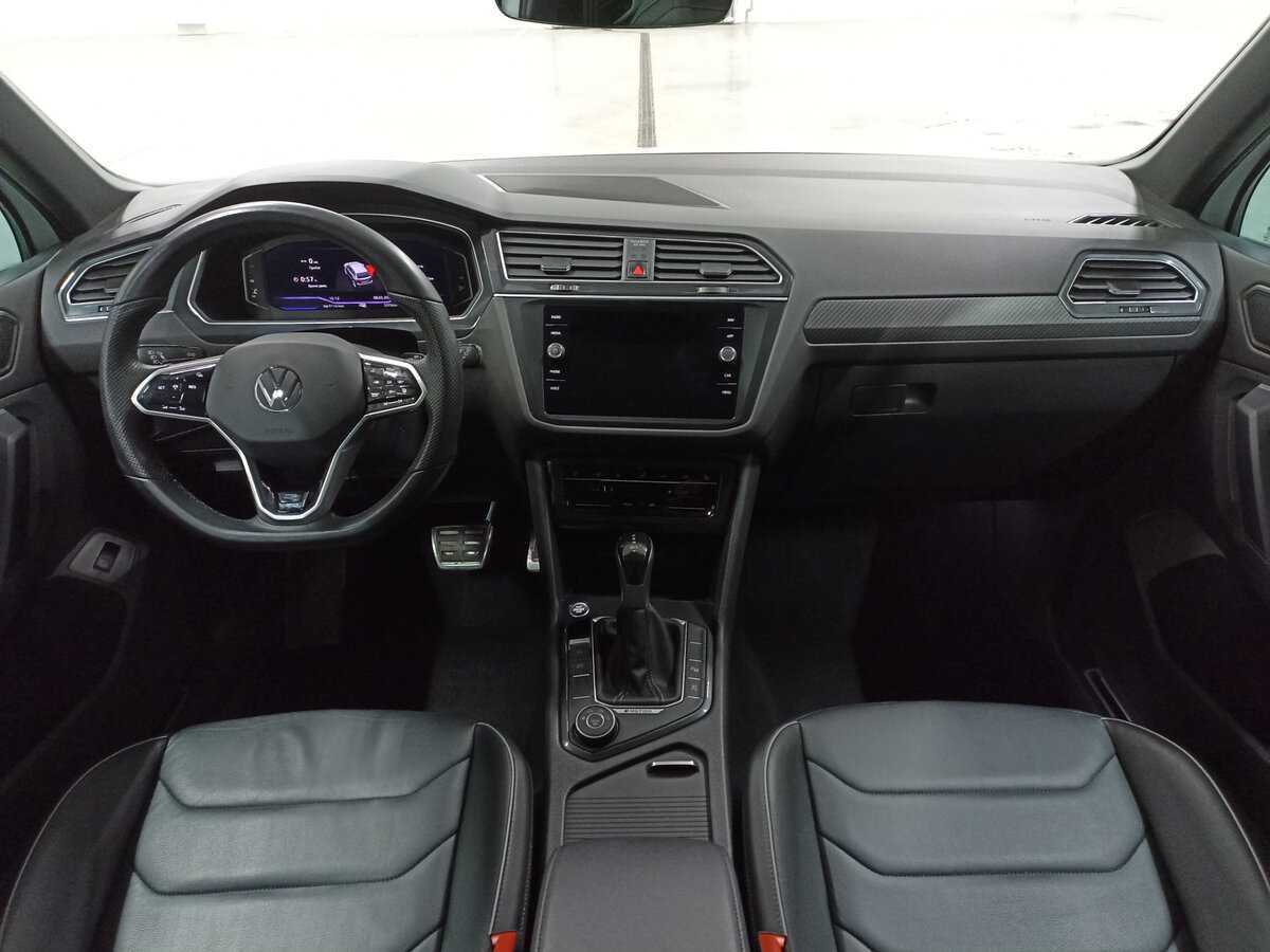 Купить Volkswagen Tiguan с пробегом. Фото: #13