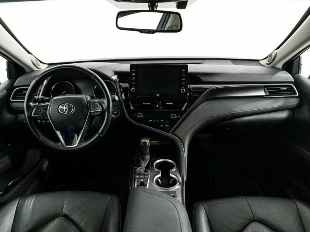 Купить Toyota Camry с пробегом. Фото: #12