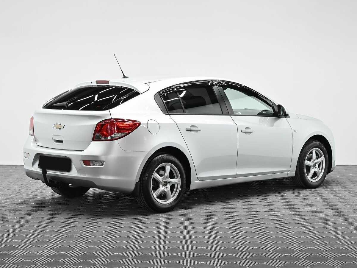Купить Chevrolet Cruze с пробегом. Фото: #1