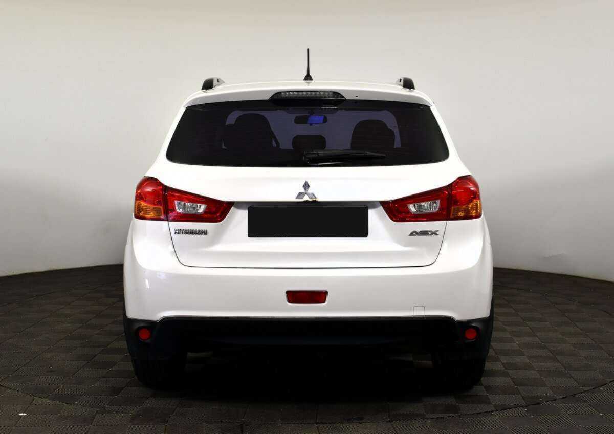 Купить Mitsubishi ASX с пробегом. Фото: #4