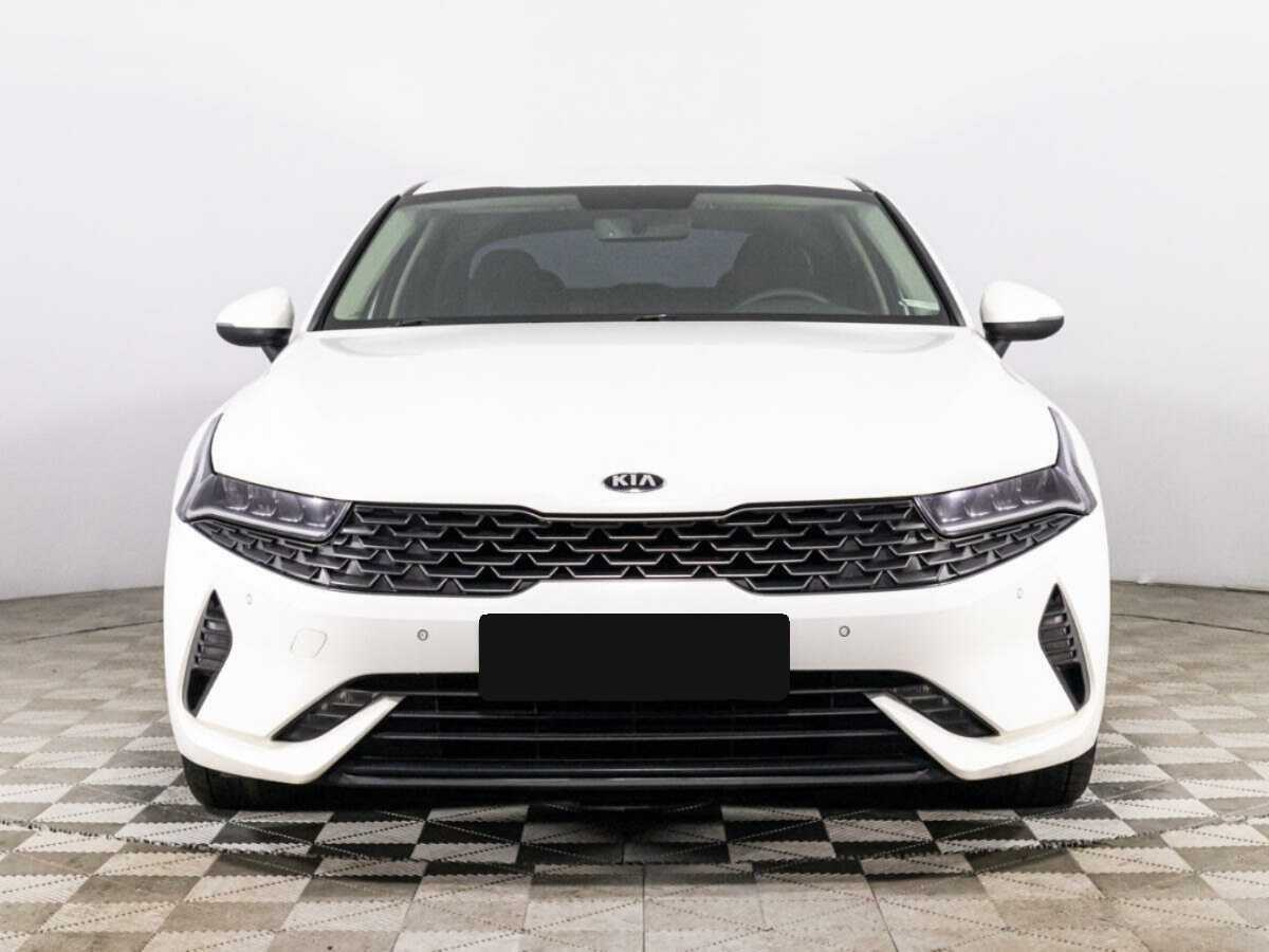 Купить Kia K5 с пробегом. Фото: #1