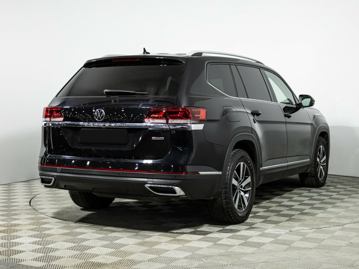 Купить Volkswagen Teramont с пробегом. Фото: #3