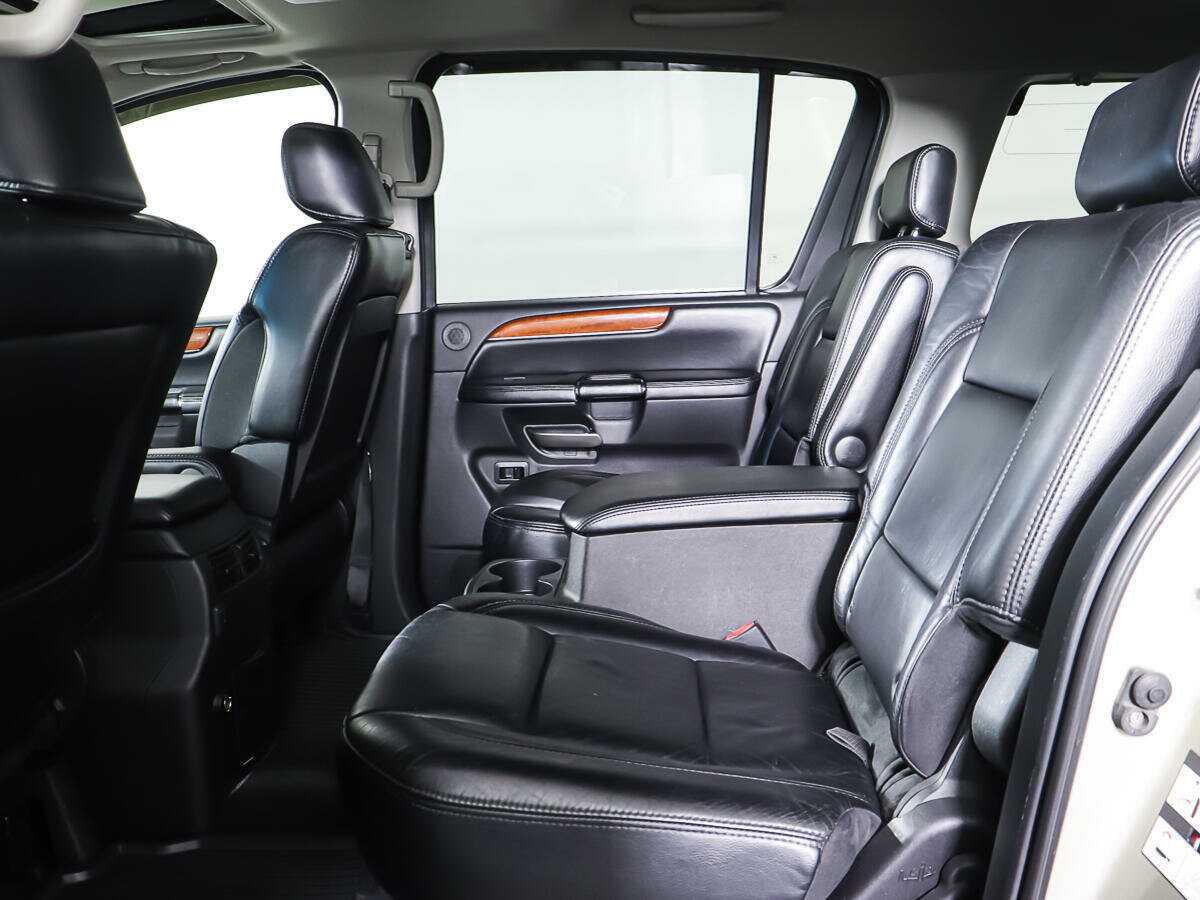 Купить Infiniti QX56 с пробегом. Фото: #9