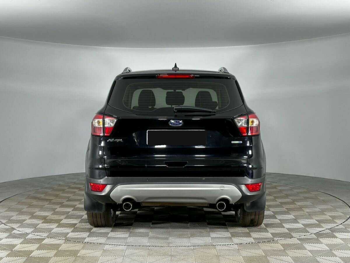 Купить Ford Kuga с пробегом. Фото: #3