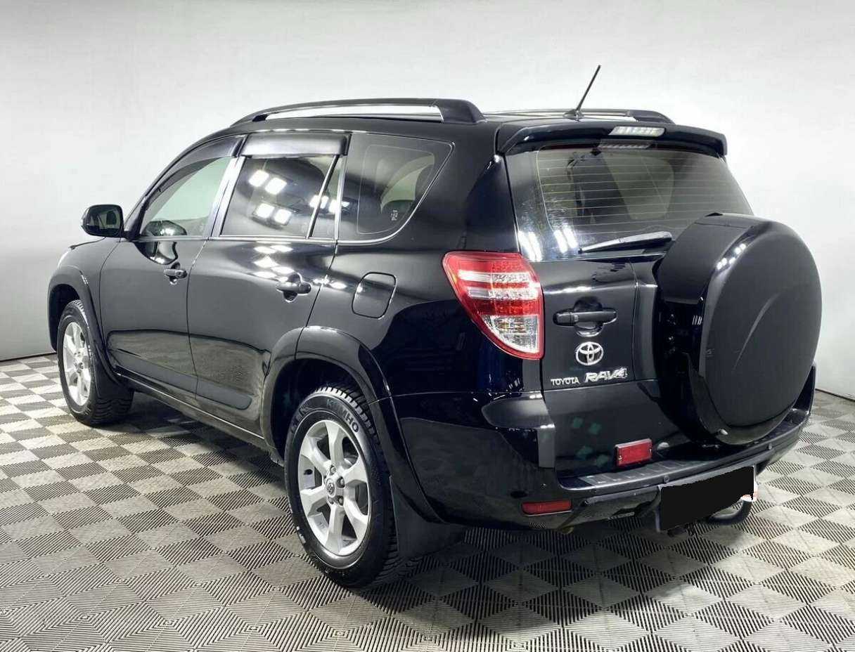 Купить Toyota RAV4 с пробегом. Фото: #5