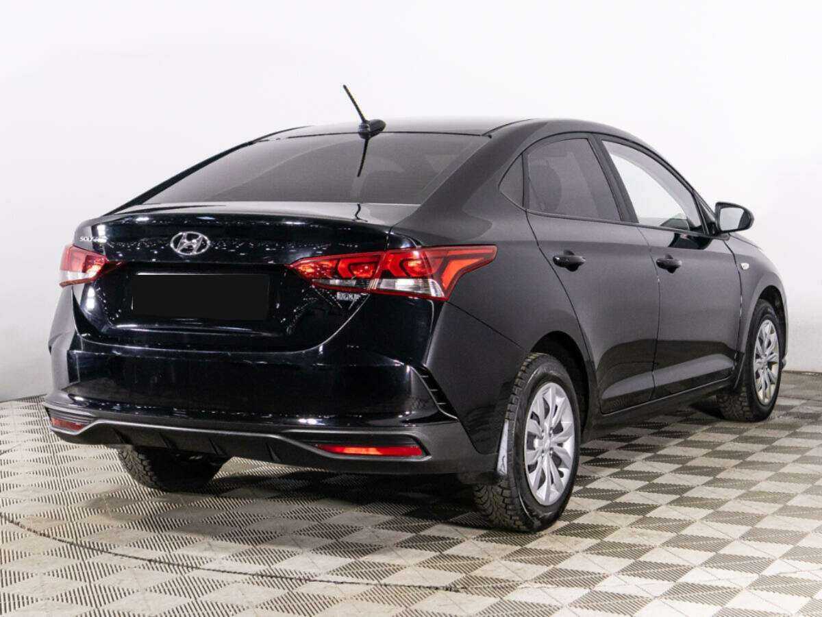 Купить Hyundai Solaris с пробегом. Фото: #4