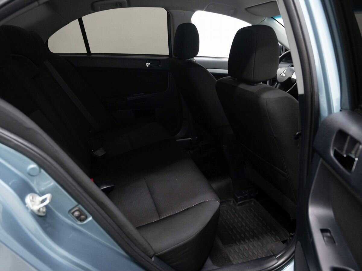 Купить Mitsubishi Lancer с пробегом. Фото: #9