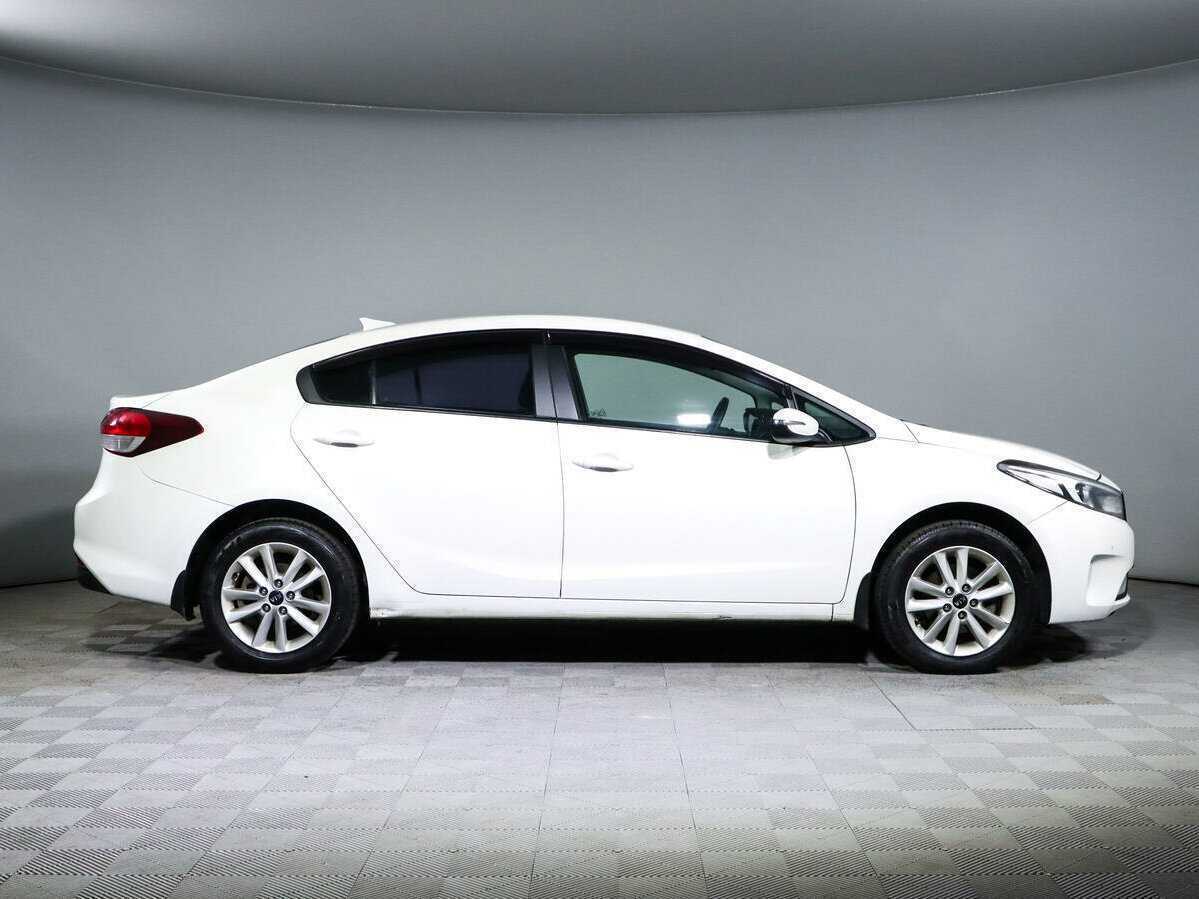 Купить Kia Cerato с пробегом. Фото: #3