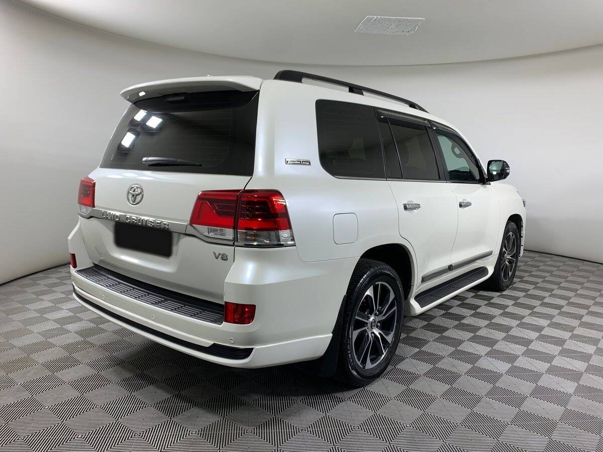 Купить Toyota Land Cruiser с пробегом. Фото: #4