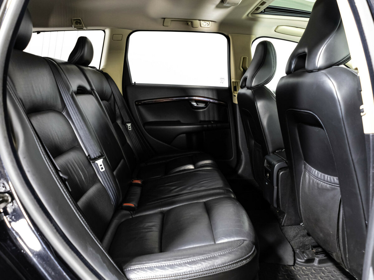 Купить Volvo XC70 с пробегом. Фото: #15