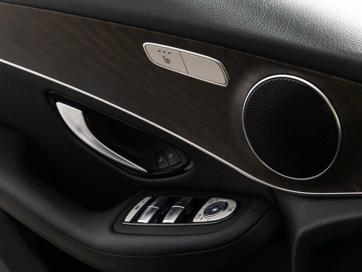 Купить Mercedes-Benz GLC с пробегом. Фото: #19