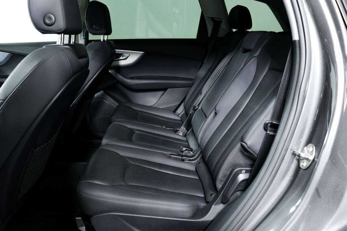 Купить Audi Q7 с пробегом. Фото: #11