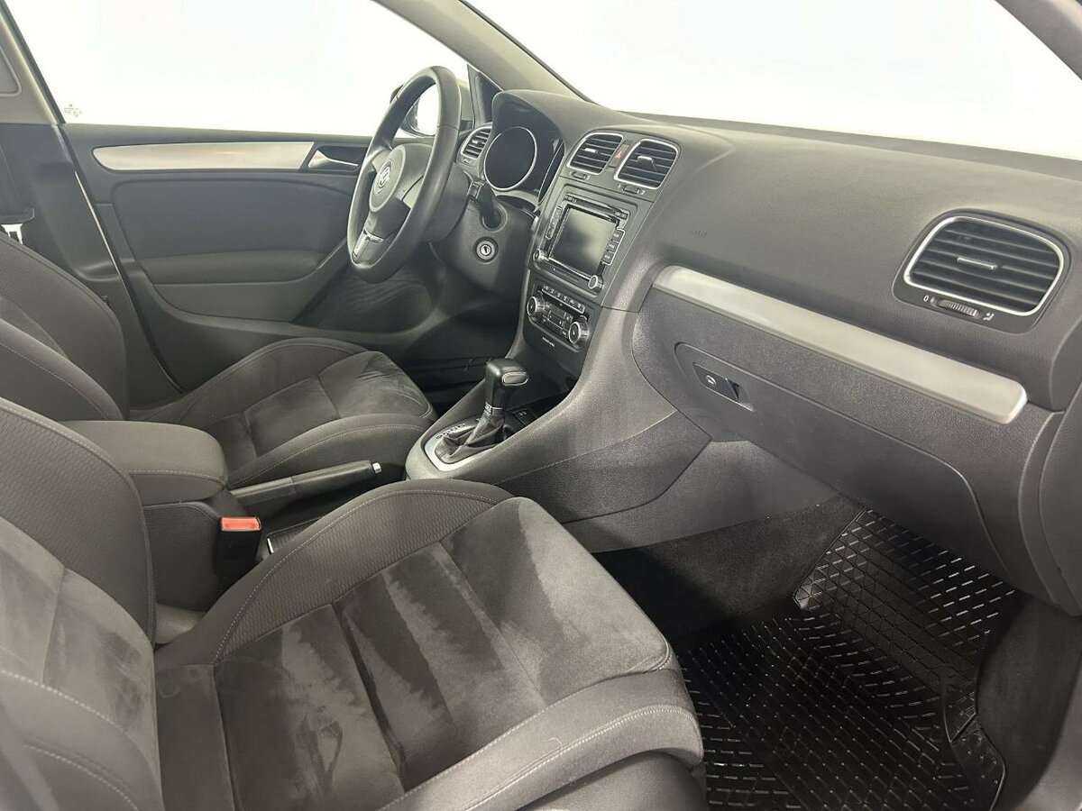 Купить Volkswagen Golf с пробегом. Фото: #12