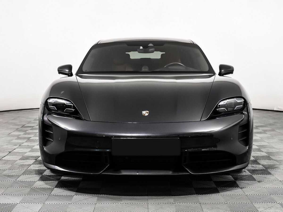 Купить Porsche Taycan с пробегом. Фото: #1
