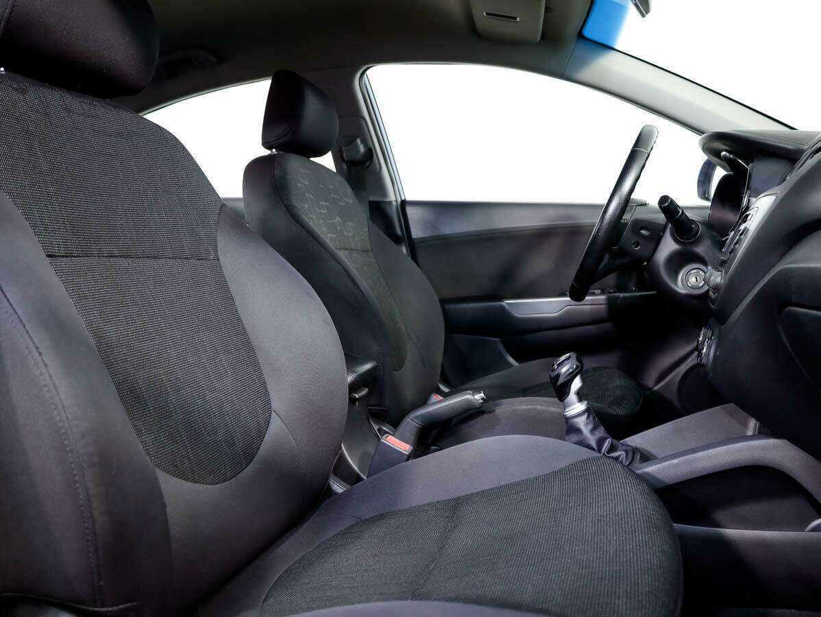 Купить Kia Rio с пробегом. Фото: #8