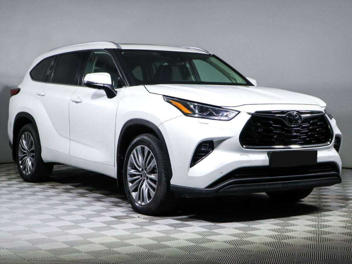 Купить Toyota Highlander с пробегом. Фото: #2