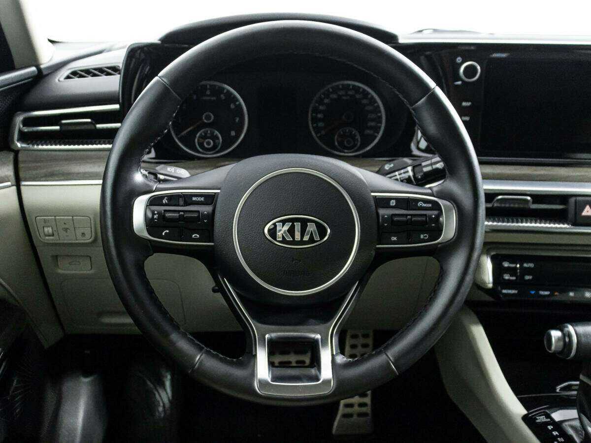 Купить Kia K5 с пробегом. Фото: #21