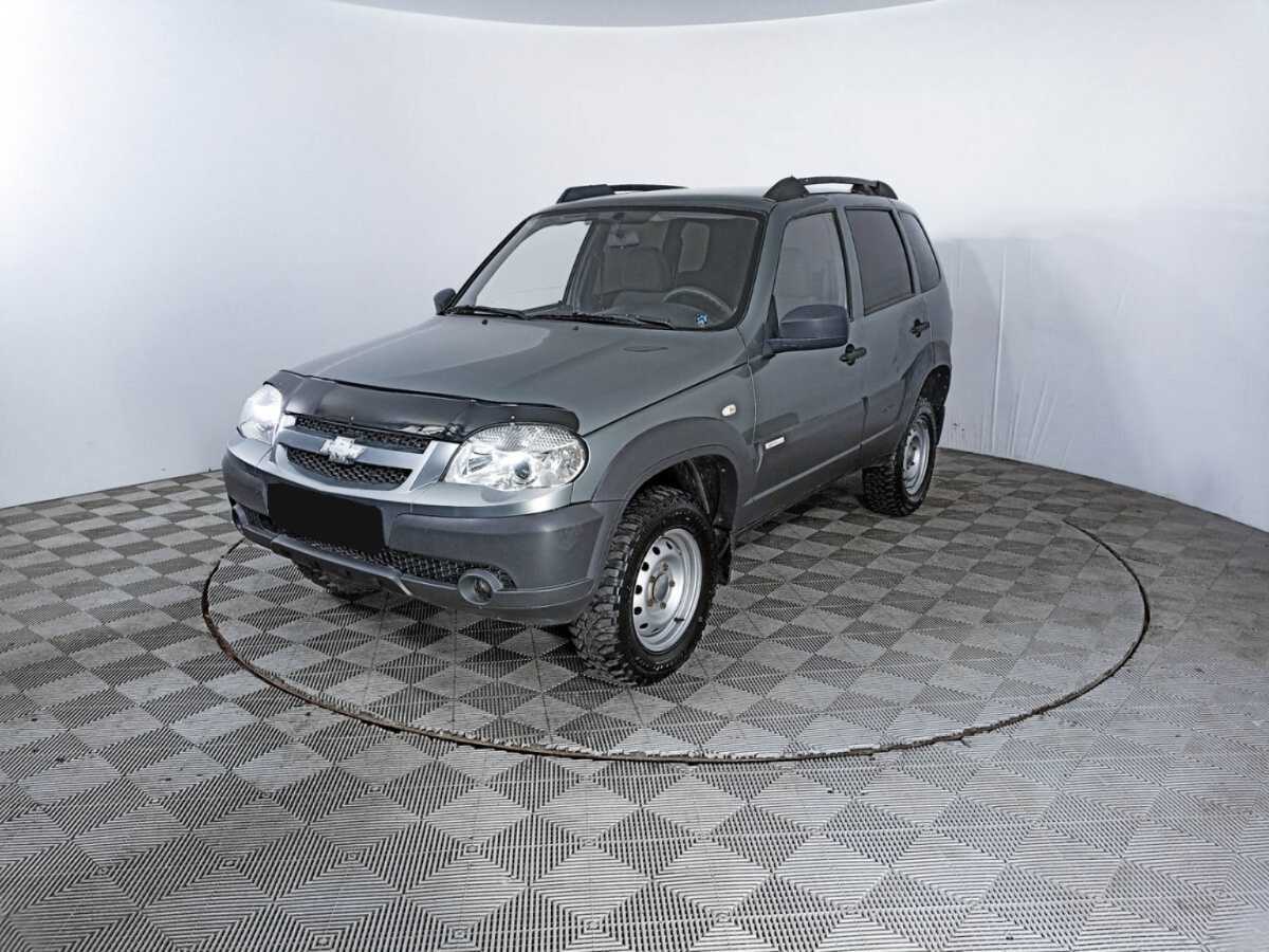 Купить Chevrolet Niva с пробегом. Посмотреть фото
