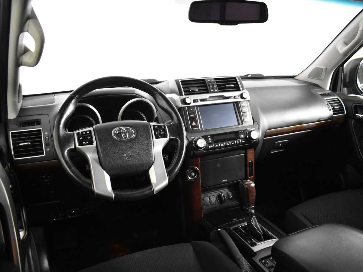 Купить Toyota Land Cruiser Prado с пробегом. Фото: #12
