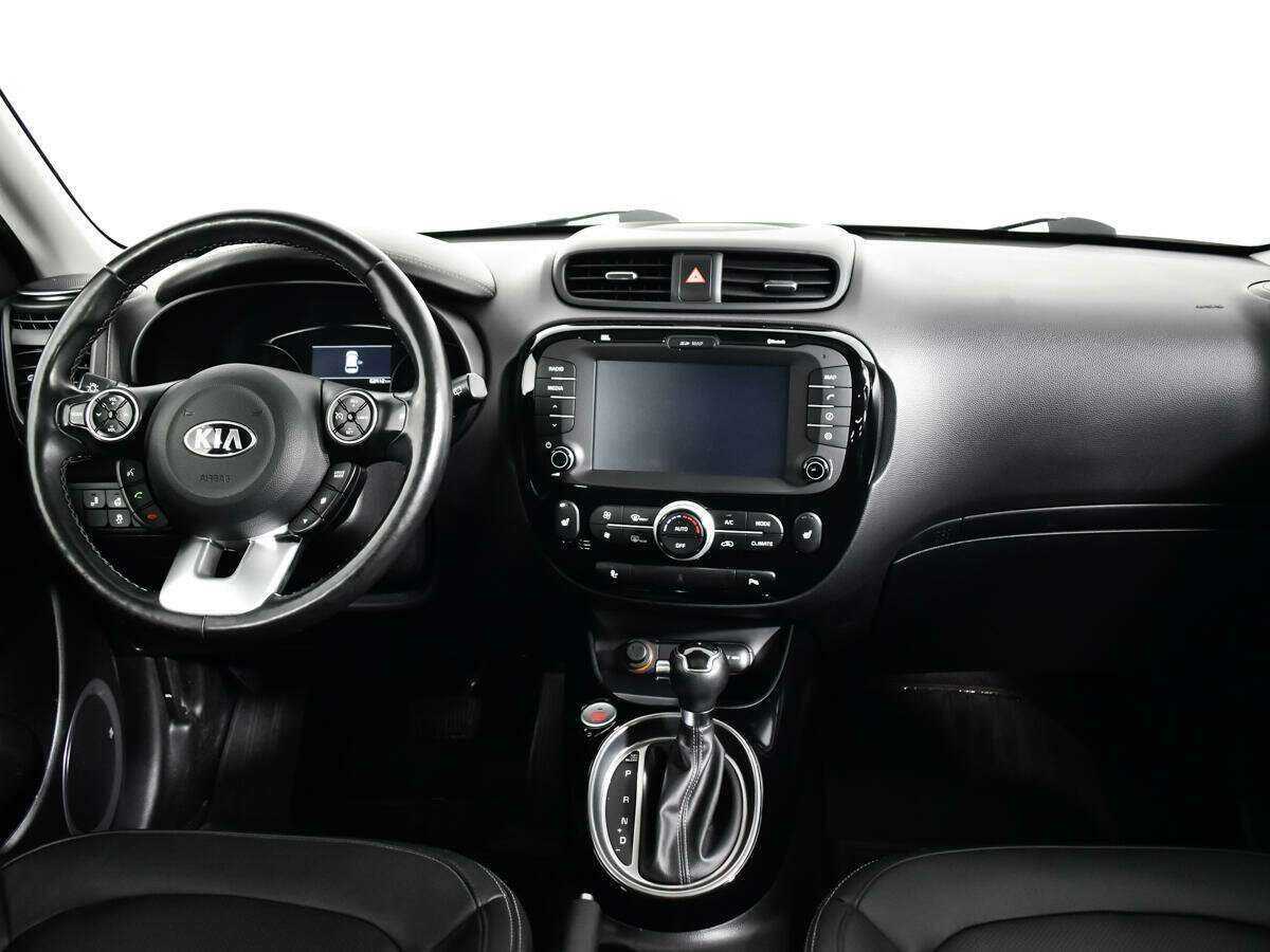 Купить Kia Soul с пробегом. Фото: #10