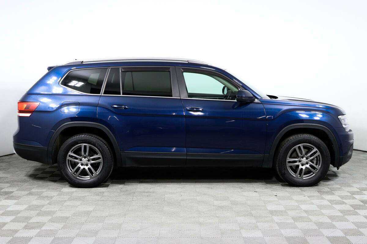 Купить Volkswagen Teramont с пробегом. Фото: #3