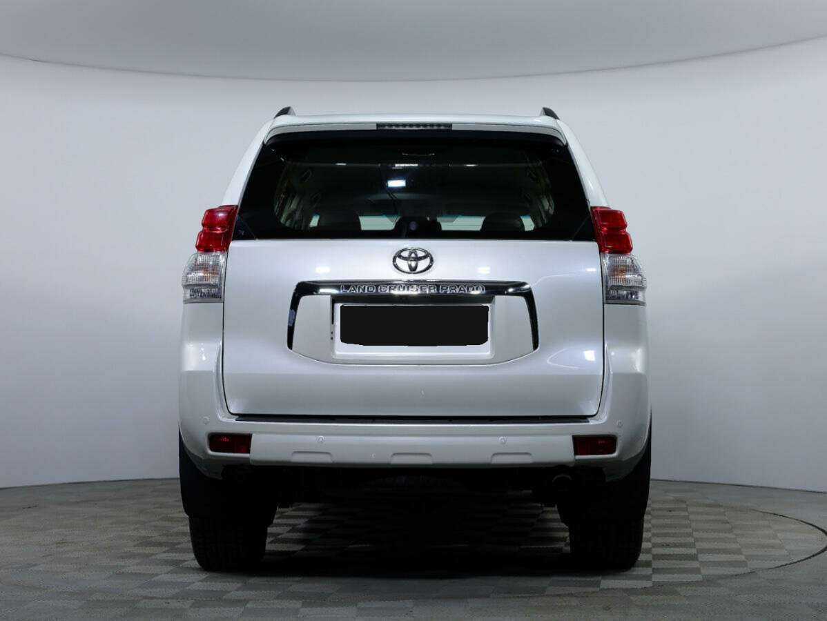 Купить Toyota Land Cruiser Prado с пробегом. Фото: #4