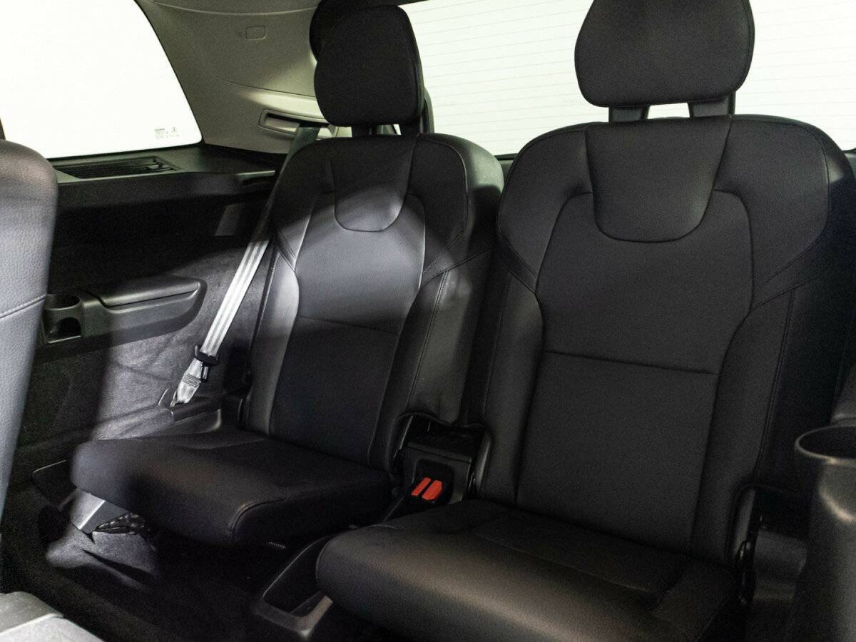 Купить Volvo XC90 с пробегом. Фото: #16