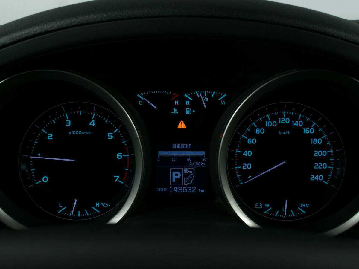 Купить Toyota Land Cruiser с пробегом. Фото: #14