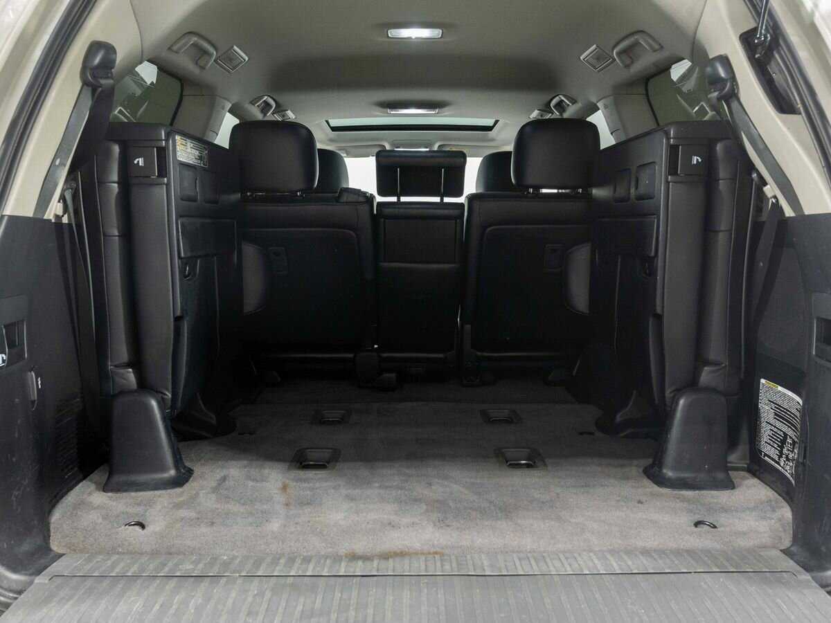 Купить Toyota Land Cruiser с пробегом. Фото: #32