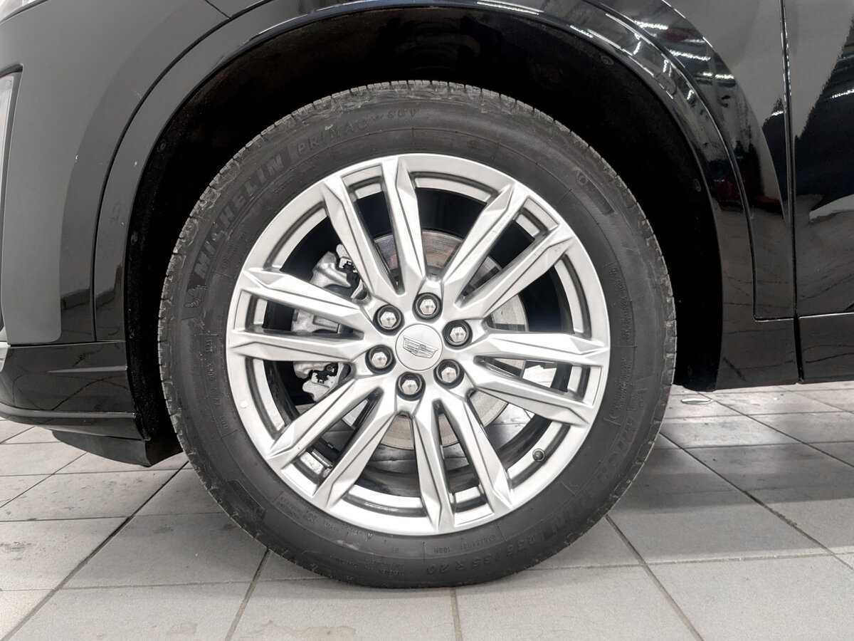 Купить Cadillac XT6 с пробегом. Фото: #17