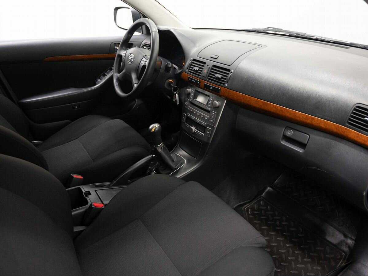Купить Toyota Avensis с пробегом. Фото: #10