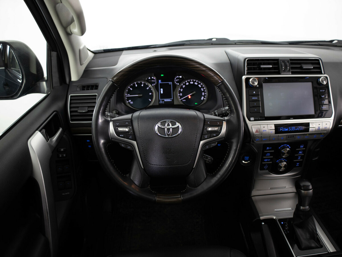 Купить Toyota Land Cruiser Prado с пробегом. Фото: #9