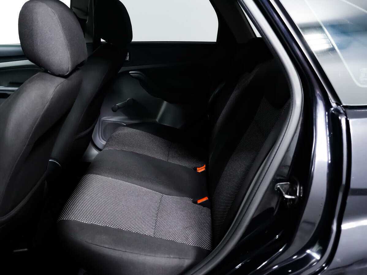 Купить Ford Focus с пробегом. Фото: #9