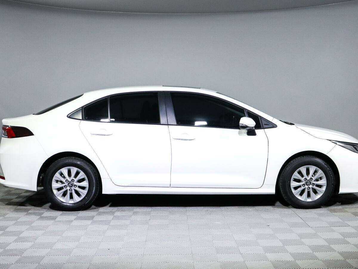 Купить Toyota Corolla с пробегом. Фото: #3