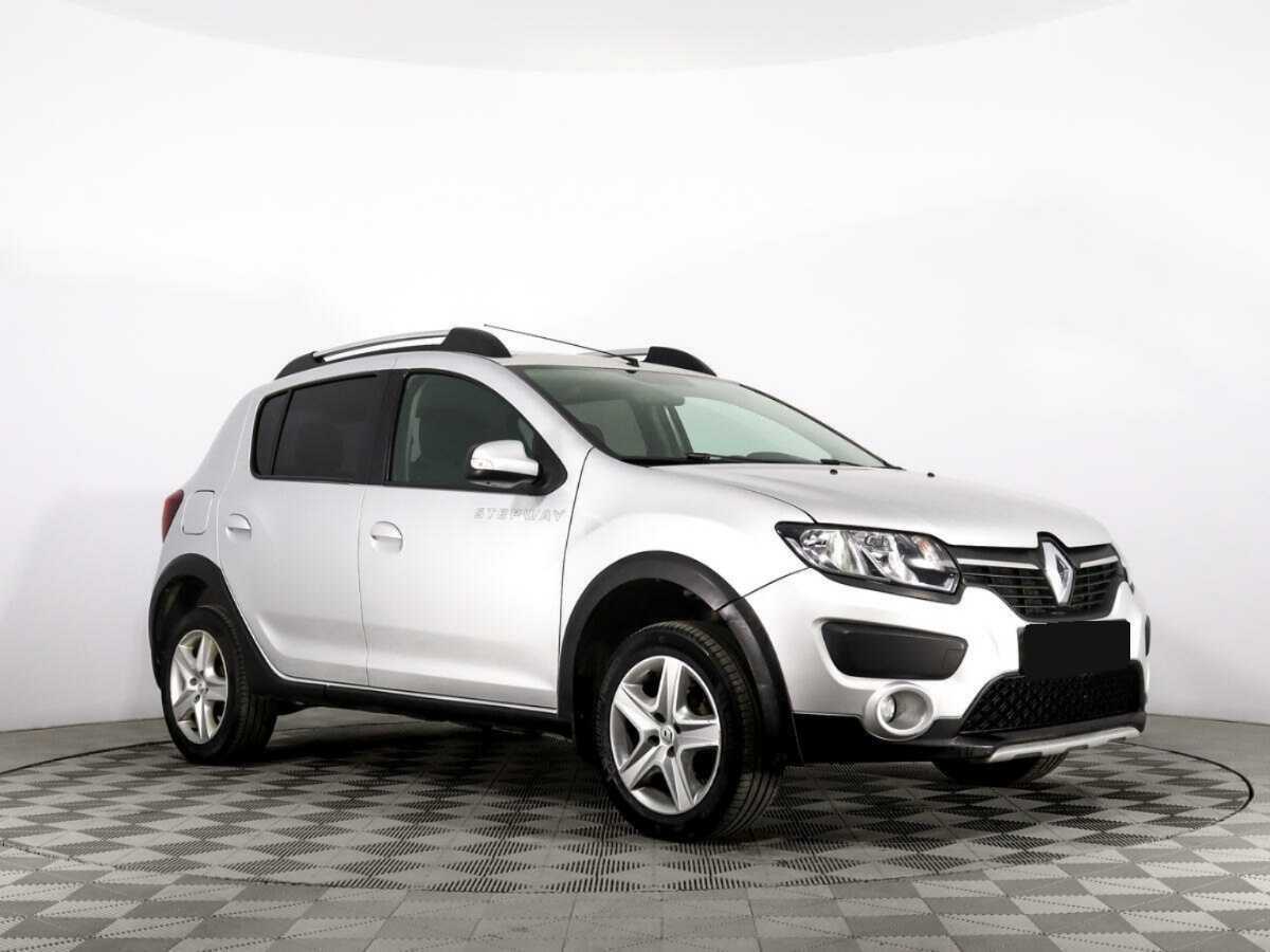 Купить Renault Sandero с пробегом. Фото: #2