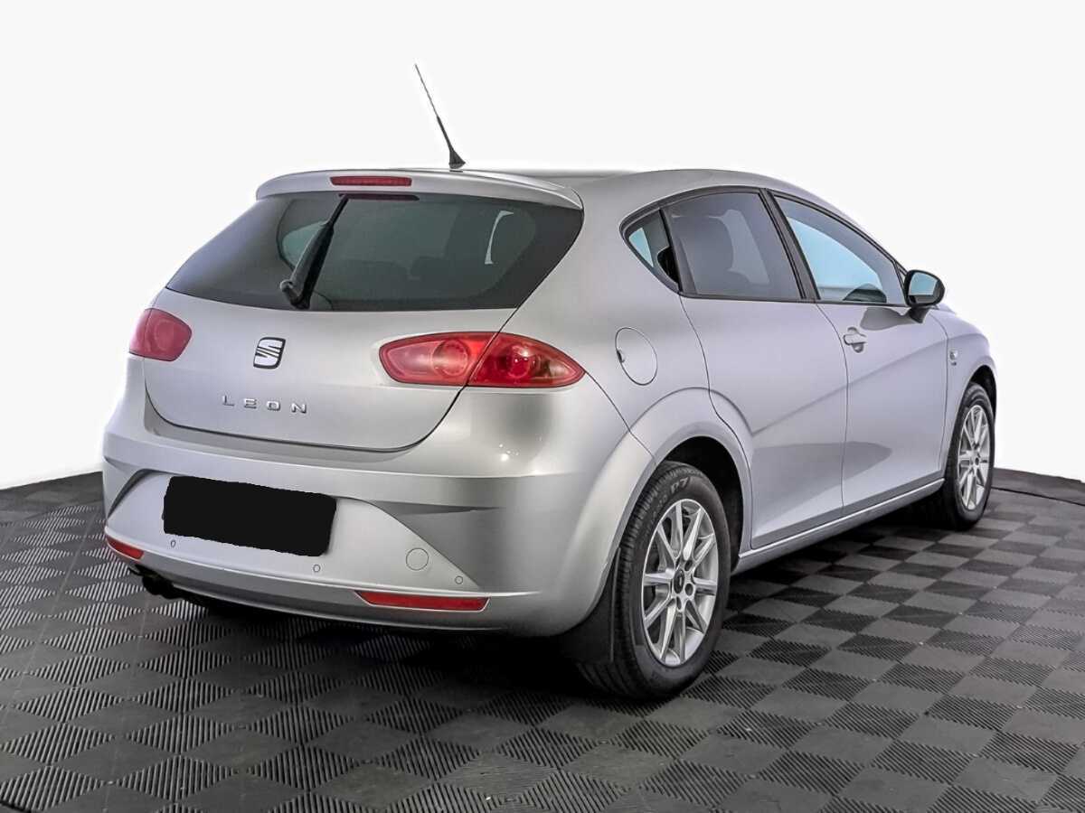 Купить SEAT Leon с пробегом. Фото: #4