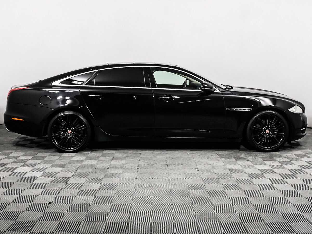 Купить Jaguar XJ с пробегом. Фото: #3