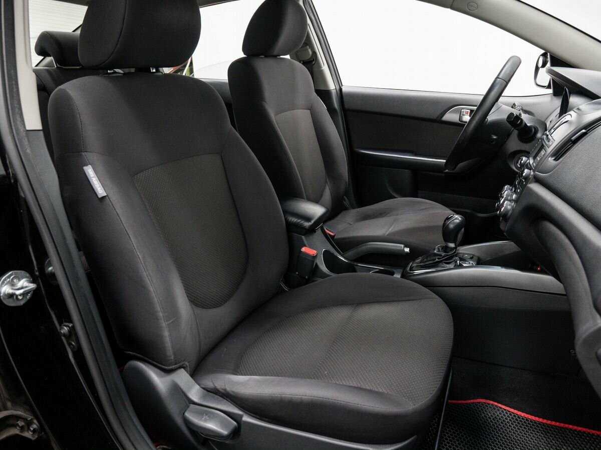Купить Kia Cerato с пробегом. Фото: #8